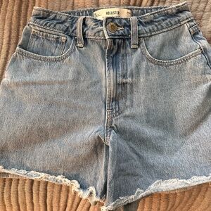Size 00 Hollister denim shorts